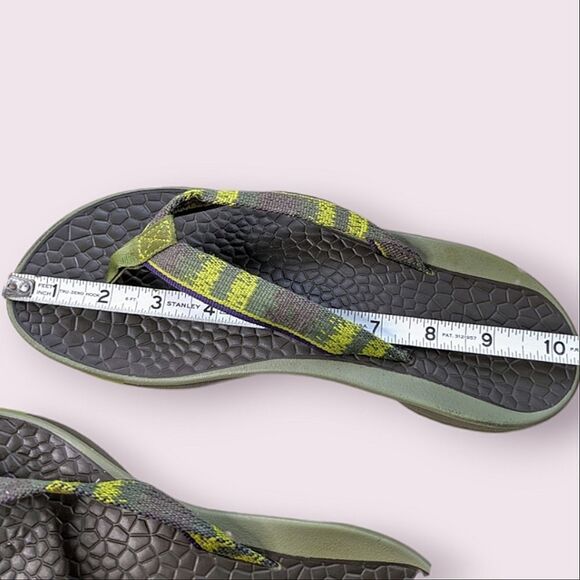 Chaco Lime Olive Green Thong Style Flip Flop Sandals size 9.5 10 - Picture 13 of 13